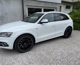 Audi Q5 SQ5 3.0 V6 TDI quattro