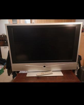 Tv 37 pollici LCD loewe 