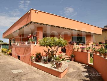 Villa singola Anzio [Via PolizianoVRG]