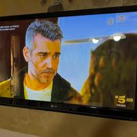Tv lg 42 pollici.NO SMART TV
