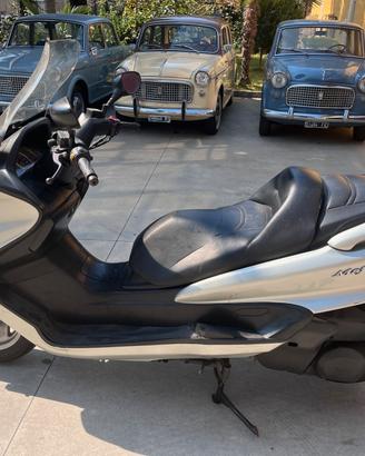 Yamaha Majesty 250