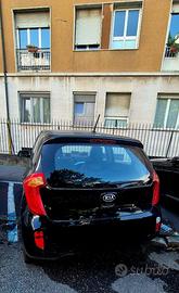 Kia Picanto 1.0 benzina – 2012 – 165.000 km