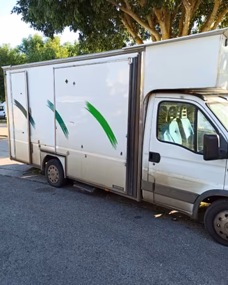Autonegozio Iveco Daily allestimento MINONZIO