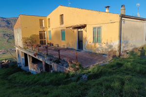 Casa in campagna , Baranello Cb