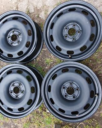 CERCHI IN FERRO 15 VW