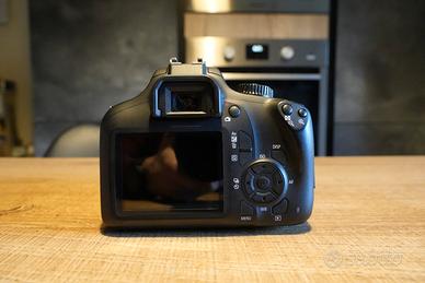 Canon eos4000d reflex