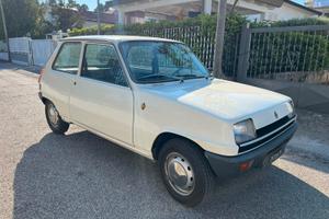 Renault R 5