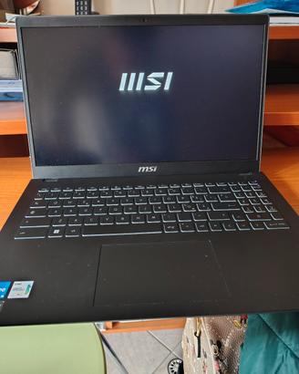 Portatile Msi modern 15 Laptop  Pc Studio/Lavoro 