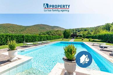 Villa di 306 m² con 5 locali a Pastena