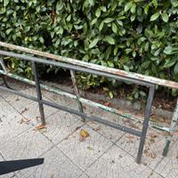 Ringhiere in ferro, due pezzi unibili o separabili