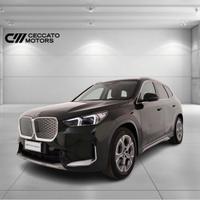 BMW iX1 edrive 20 X-Line