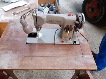 macchina da cucire SINGER 