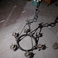 Antico Lampadario in Ferro Battuto
