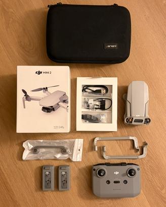 Drone Dji Mini 2 con accessori