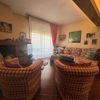 Appartamento zona residenziale a Capraia F.na
