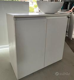 2 mobili bagno 2 ante con  lavabo e rubinetto