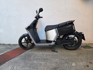 Scooter elettrico Wow 775 (eq. 125 CC)