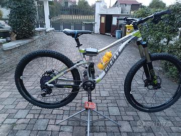 giant trance tg M