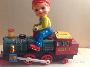 Treno in latta fine anni '60