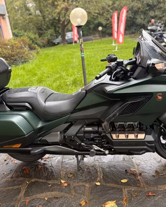 Honda GL 1800 Gold Wing DCT BAGGER