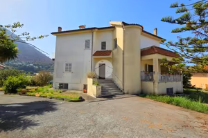 VILLA SINGOLA A PRAIA A MARE