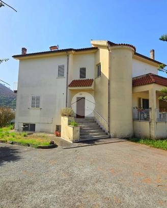 VILLA SINGOLA A PRAIA A MARE