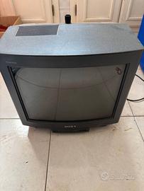 Sony TRINITRON funzionante con telecomando