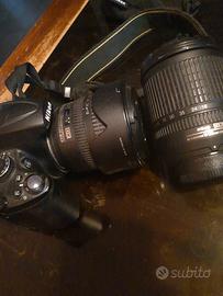 Nikon D5000 più due obiettivi e borsa