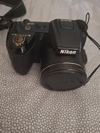 Nikon Coolpix L120 + SD 16 GB + Custodia