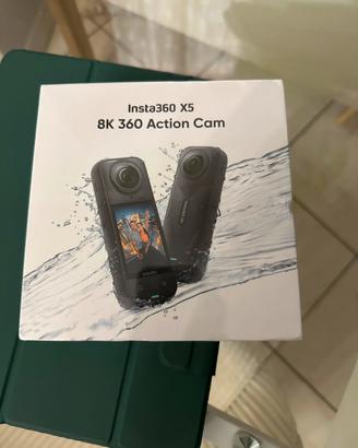 Videocamera insta360 x5