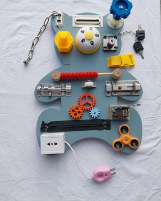 Giochi creativi intellettuali per bambini.