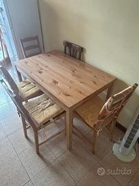 tavolo e sedie