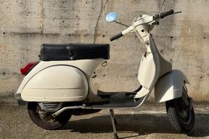 Vespa PX senza frecce