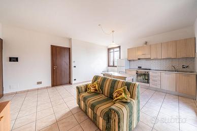 2 LOCALI A REGGIO NELL'EMILIA