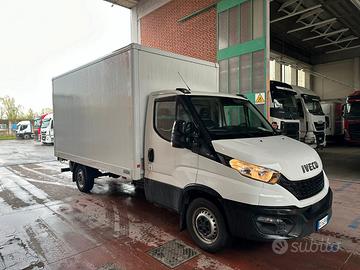 Iveco Daily 35s16 furgone box con sponda euro 6 b