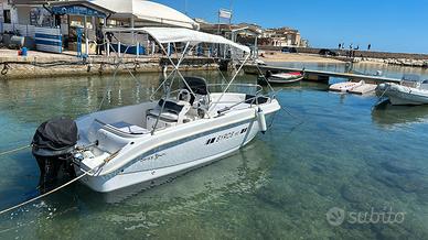 Orizzonti 19 motore 40 CV accessoriata 2022