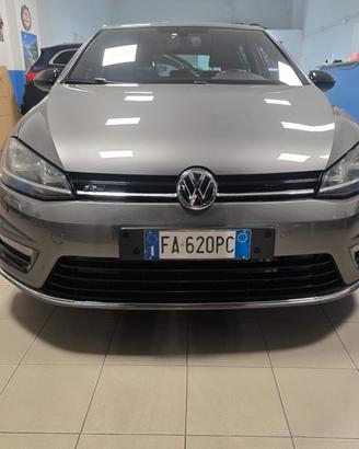 Volkswagen Golf 2.0 TDI Executive 4 Free BlueMotio