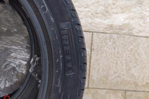 2 gomme Pirelli 