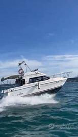 Barca Bayliner 2556 fly