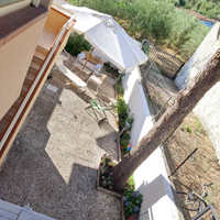 Casa con giardino zona tono