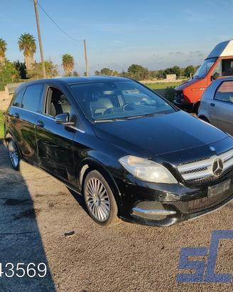 MERCEDES CLASSE B W246 B 200 C 156CV -Ricambi