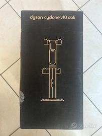 DYSON Cyclone V10 Dok