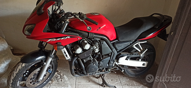 Yamaha Fazer 600