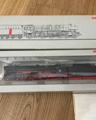 Locomotiva a vapore Marklin