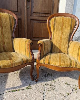 Classica poltrona in stile  