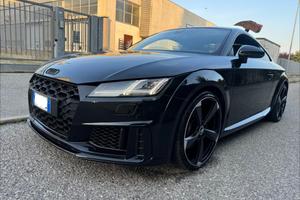 Audi TTS S tronic Quattro