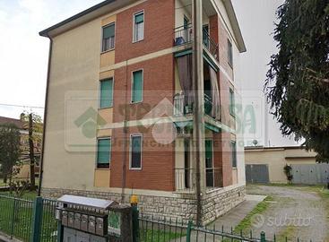 3 LOCALI A TORRE PALLAVICINA