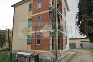 3 LOCALI A TORRE PALLAVICINA