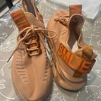 Scarpe sport sbeakers