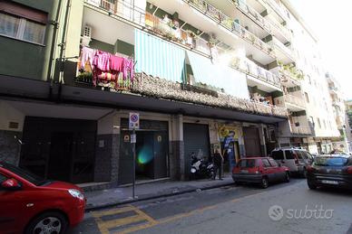 Negozio Napoli [Via Scipione RovitoVCG] (San Carlo